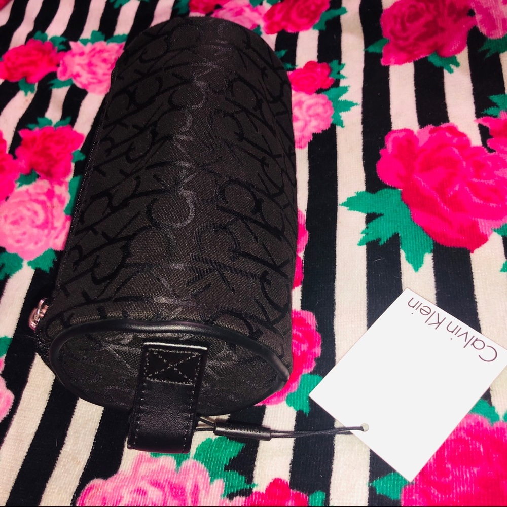 Calvin Klein Black Cosmetics/Toiletries Bag